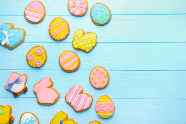 Decorative gingerbread Easter cookies — Stock Photo, Image