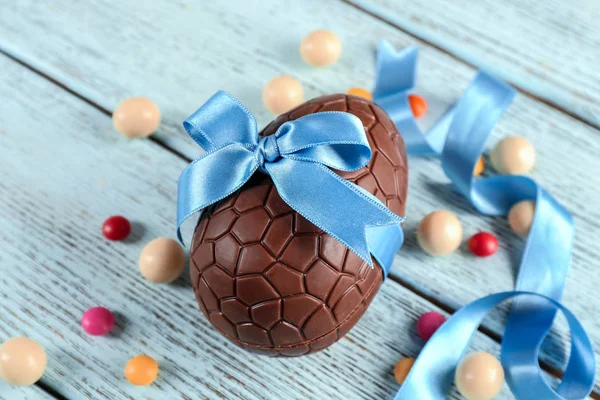 Chocolate Easter egg — Stock Photo, Image