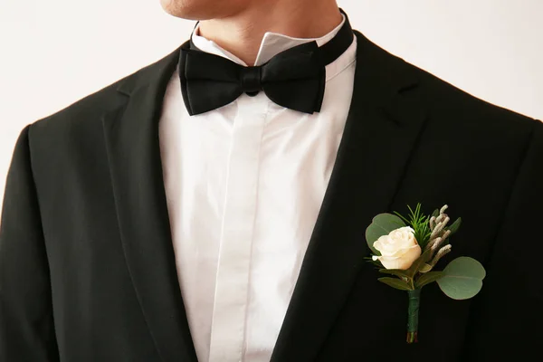 Groom with beautiful boutonniere — Stock Photo, Image