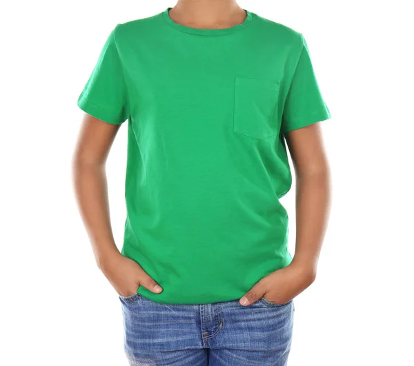 Niño americano en camiseta verde en blanco — Foto de Stock