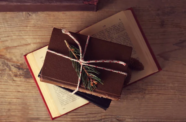 Old books on table — Stock Photo, Image