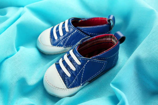 Nieuwe kinderschoenen — Stockfoto