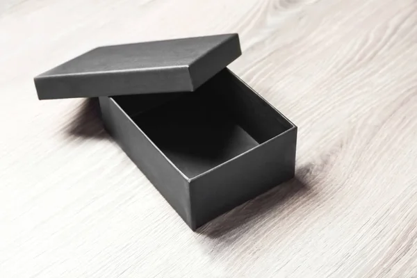 Черный пустой ящик — стоковое фото