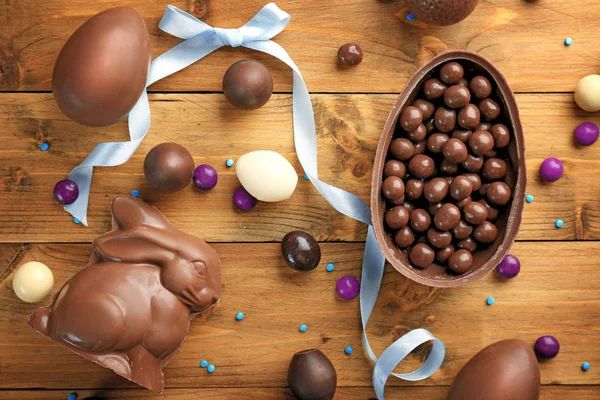 Chocolate Easter eggs — Stock Photo, Image