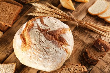 Farklı taze ekmek çeşitleri 