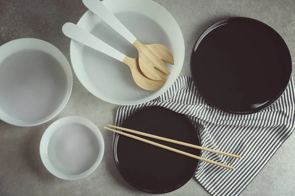 Bowls with kitchen tools — Stock Photo, Image