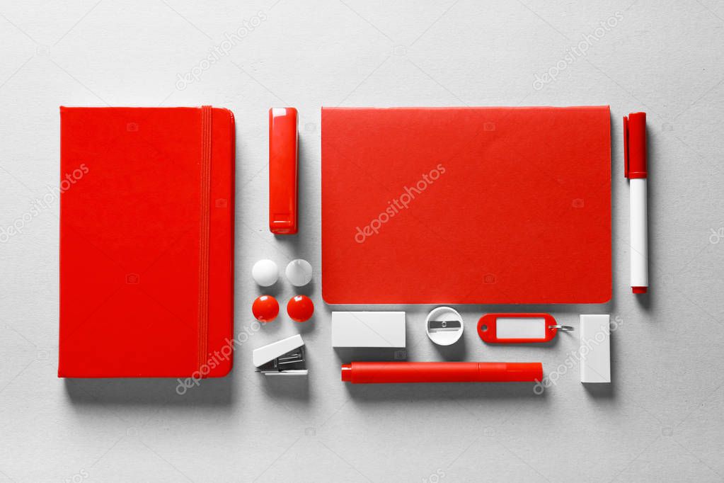 Red stationery set