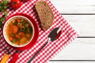 taze sebze çorbası