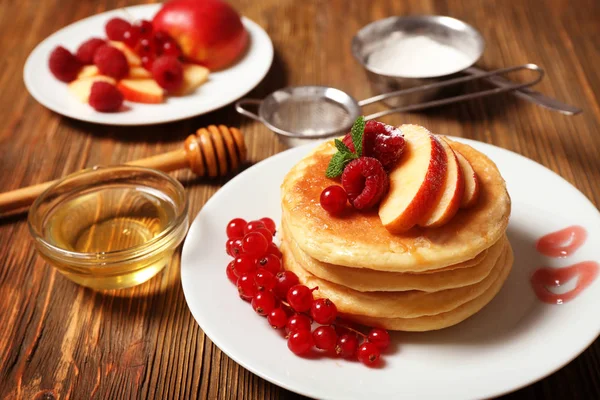 Stack of fresh pancakes — Stock Photo, Image