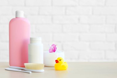 Bebek aksesuarları.