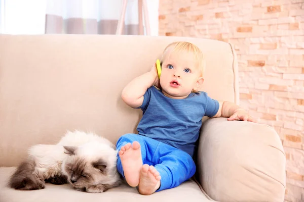 Cute little boy — Stock Photo, Image