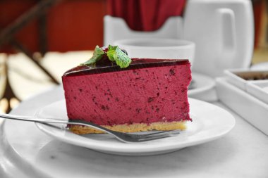 Lezzetli berry cheesecake 