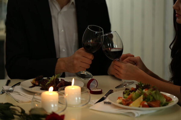 Wedding proposal in restaurant 