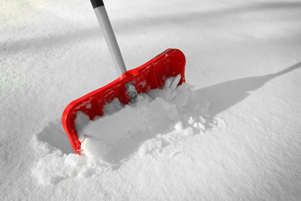 Pala para remover nieve —  Fotos de Stock