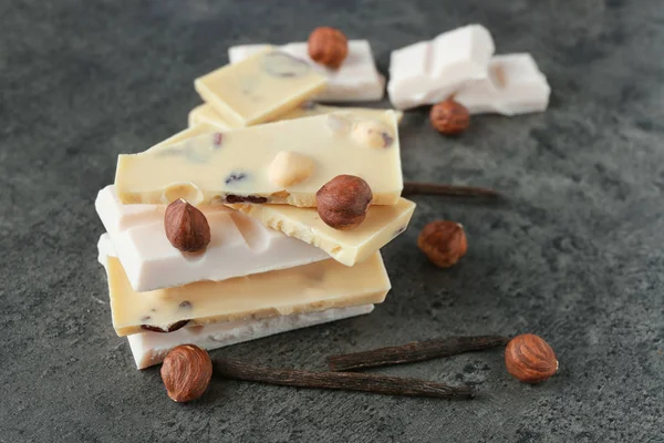 White chocolate with hazelnut — Stock Photo, Image