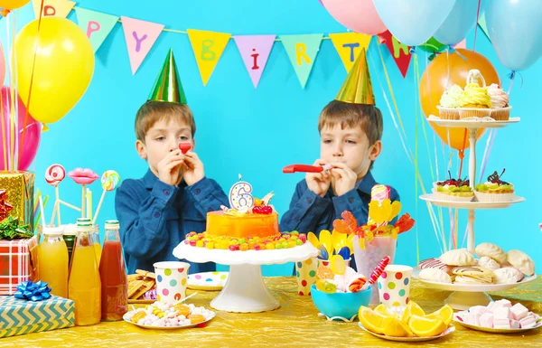 Little twins celebrating birthday — Stock Photo, Image