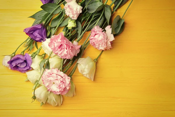 Bouquet of eustoma flowers — Stock Photo, Image