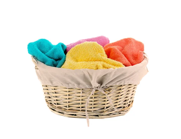 Handdoeken op badkamer tafel — Stockfoto
