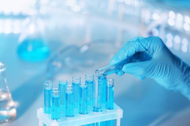 insan eli dökme sıvı