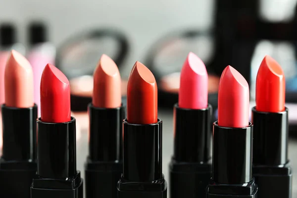 Set van verschillende lippenstiften — Stockfoto