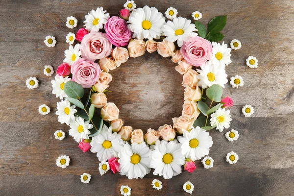 Cadre de couronne florale — Photo