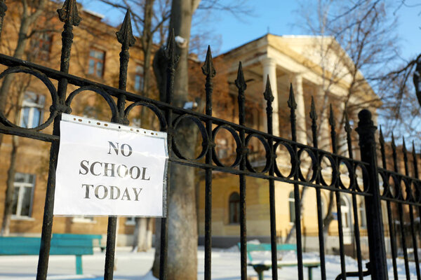 School closed sign