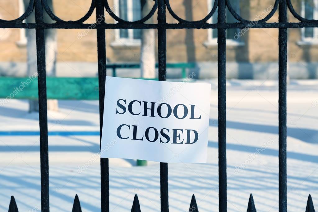 School closed sign School closed sign — Stock Photo © belchonock