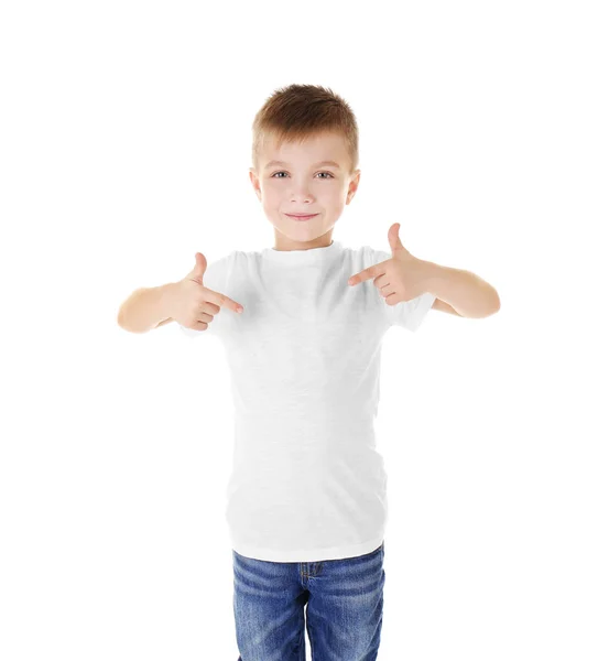 Schattige jongen met shirt op wit — Stockfoto