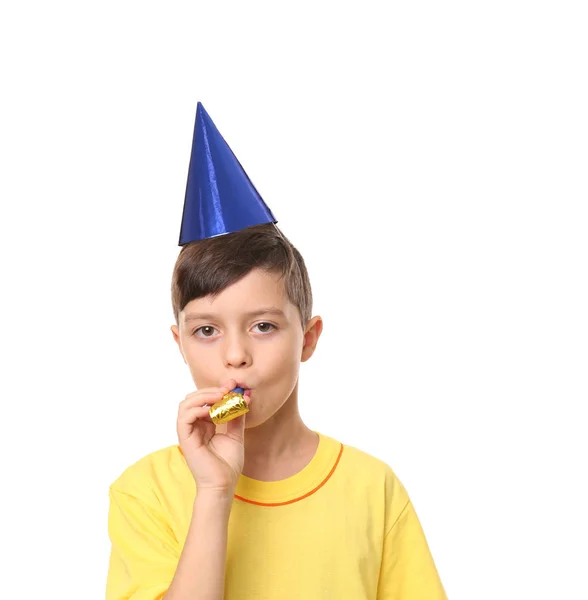可爱的生日男孩与党帽子在白色背景 — 图库照片