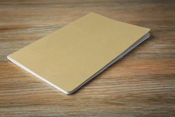 Cuaderno de color en blanco —  Fotos de Stock