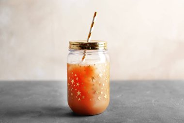 Meyve limonata mason kavanoza