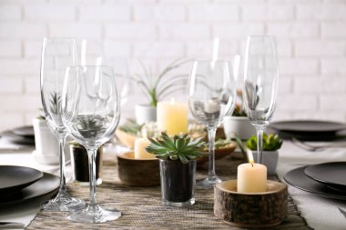 Succulents ile hizmet tablo  