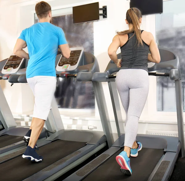 Young People Running Treadmills Gym — Stock Photo, Image