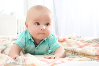 Sevimli küçük bebek