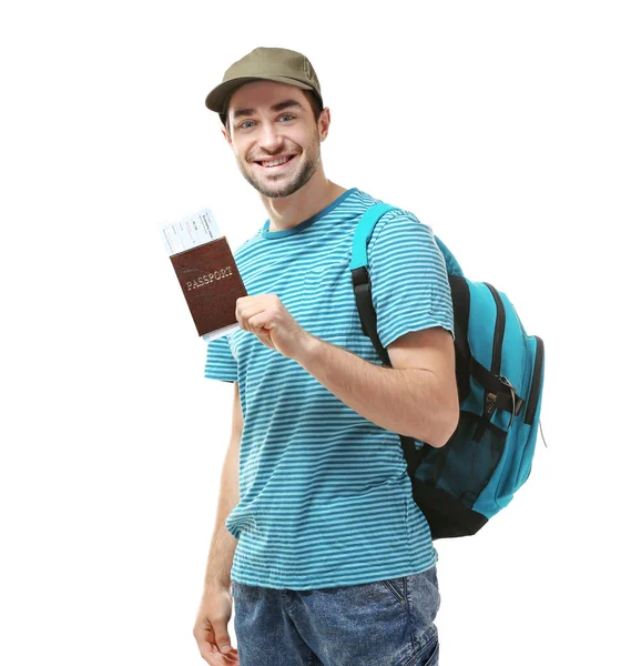 Homme voyageur avec passeport et billet sur fond blanc — Photo