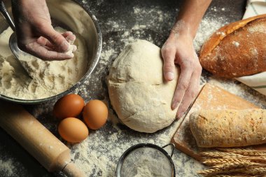 Erkek şekillendirme somun ekmek eller.