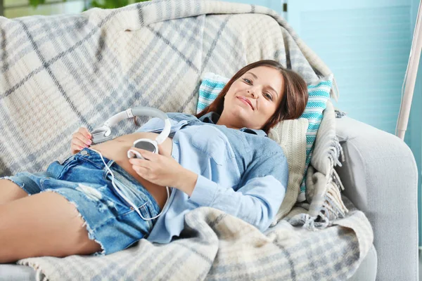 Pregnant woman lying — Stock Photo, Image