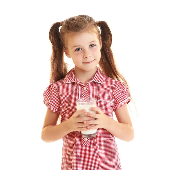 Portrait Petite Fille Avec Verre Lait Isolé Sur Blanc — Photo