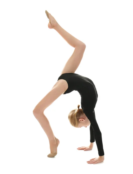 Jeune fille faisant de l'exercice gymnastique — Photo