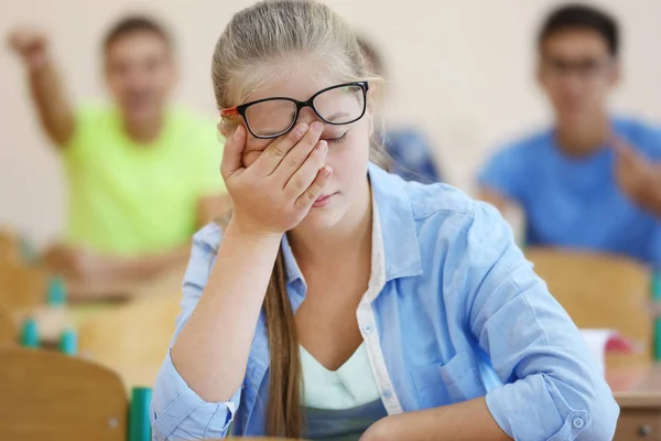 Estudante Com Grupo Colegas Sala Aula — Fotografia de Stock