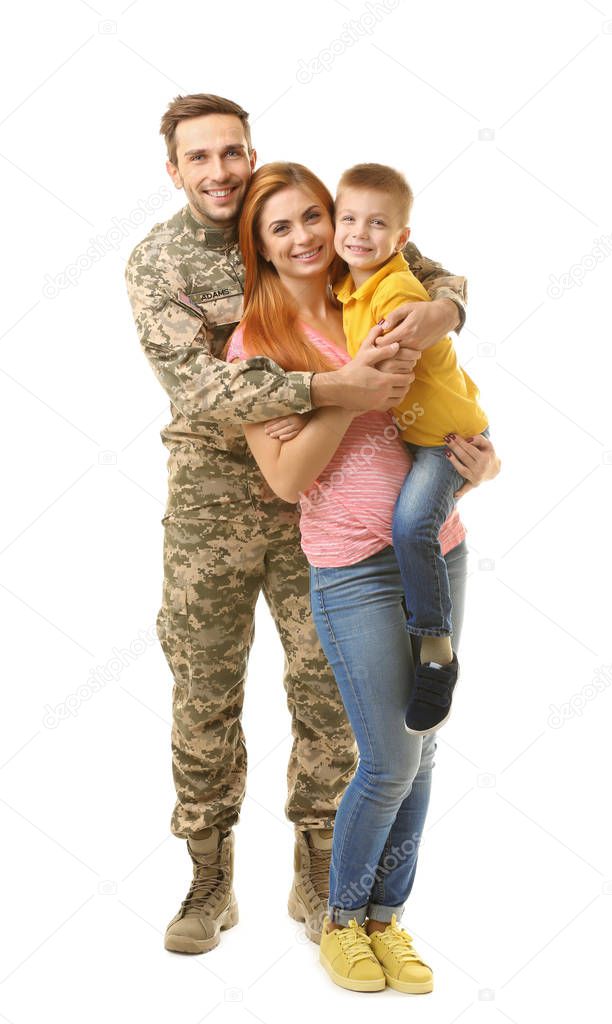 Soldier reunited with family 