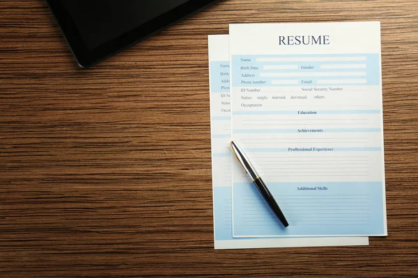 Employer workplace with resumes — Stock Photo, Image