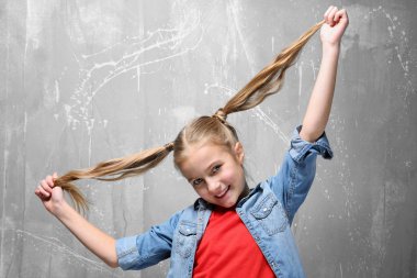 duygusal küçük kız  