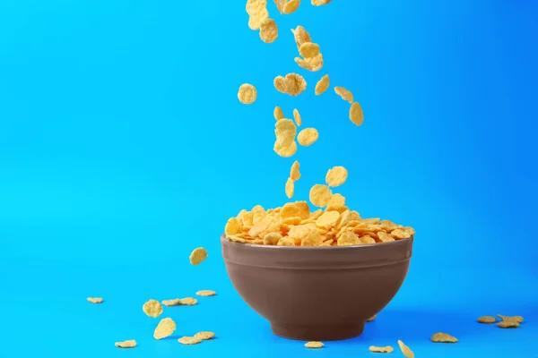 Cuenco con copos de maíz — Foto de Stock