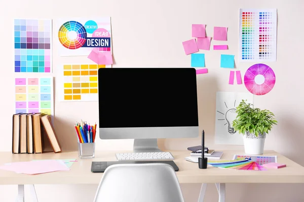 Designer workplace with computer — Stock Photo, Image