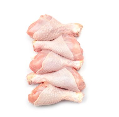 Çiğ tavuk bacağı.