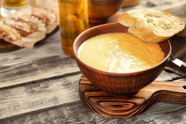 Delicious cream soup — Stock Photo, Image