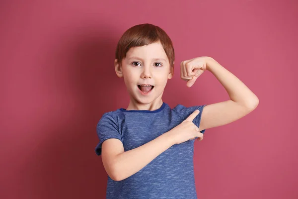 Schattig jongetje — Stockfoto