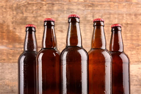 Butelek piwa alkoholu — Zdjęcie stockowe