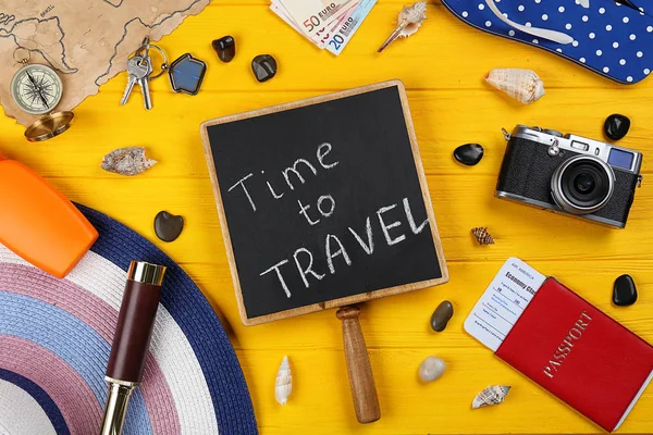 Travel Accessories Color Background — Stock Photo, Image